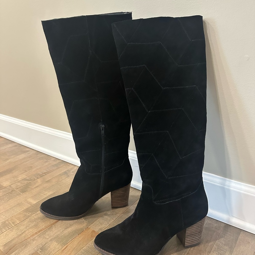 Lucky Brand Black suede Heeled Boots